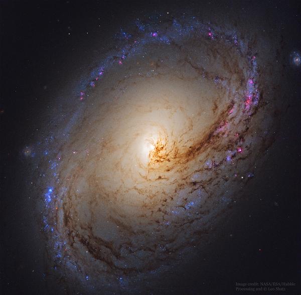 M96_HubbleShatz_1824