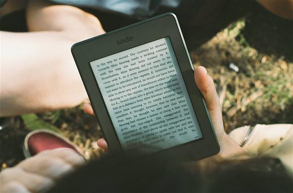 Amazon Ra Mắt Máy Đọc Sách Kindle Oasis Mới
