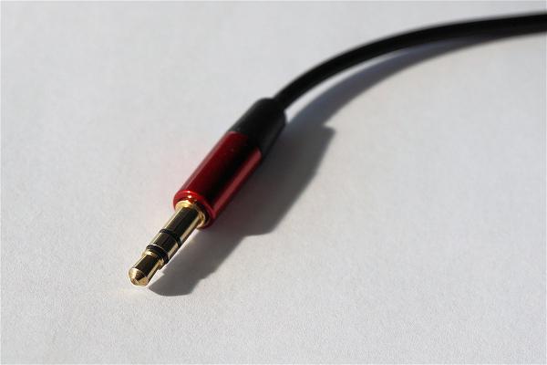 Google Đã Bán Bộ Chuyển Đổi USB-C Sang Jack Cắm Tai Nghe 3,5mm