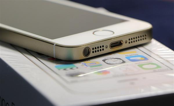 Chính Phủ Hàn Quốc Điều Tra Apple Vì Vụ Bê Bối Làm Chậm iPhone