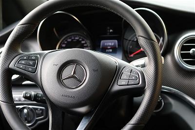 Daimler Bị Phạt Gần 1 Tỷ USD Vì Bán Xe Gian Lận Kiểm Tra Khí Thải