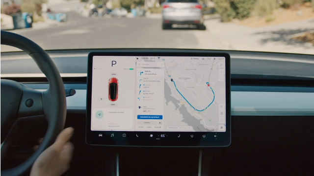 Tesla Bổ Sung Thêm Navigate On Autopilot Cho Xe Điện