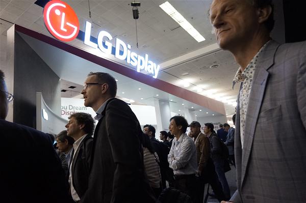 LG Sẽ Dùng Màn Hình LCD Cho G7 Để Giảm Giá Thành Sản Phẩm
