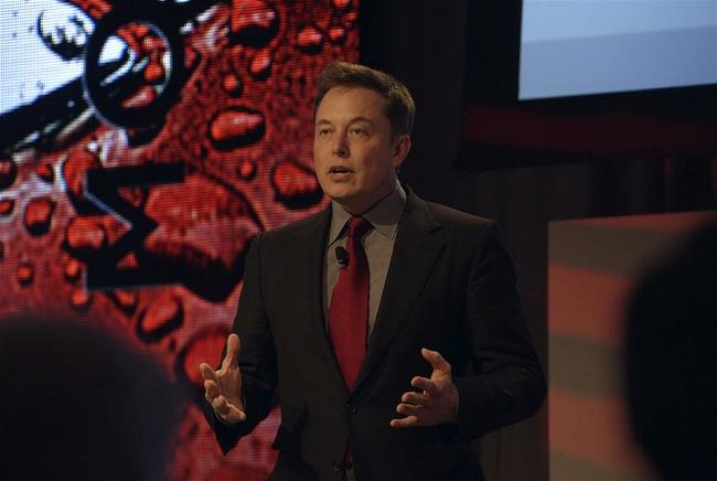 NASA Tuyên Bố Elon Musk Sẽ Không Hút Cần Sa Và Uống Rượu Công Khai Nữa