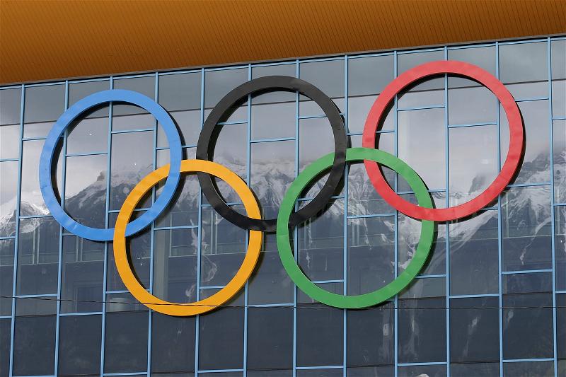 Chủ Tịch IOC Cho Rằng Esports Quá Bạo Lực Cho Olympics