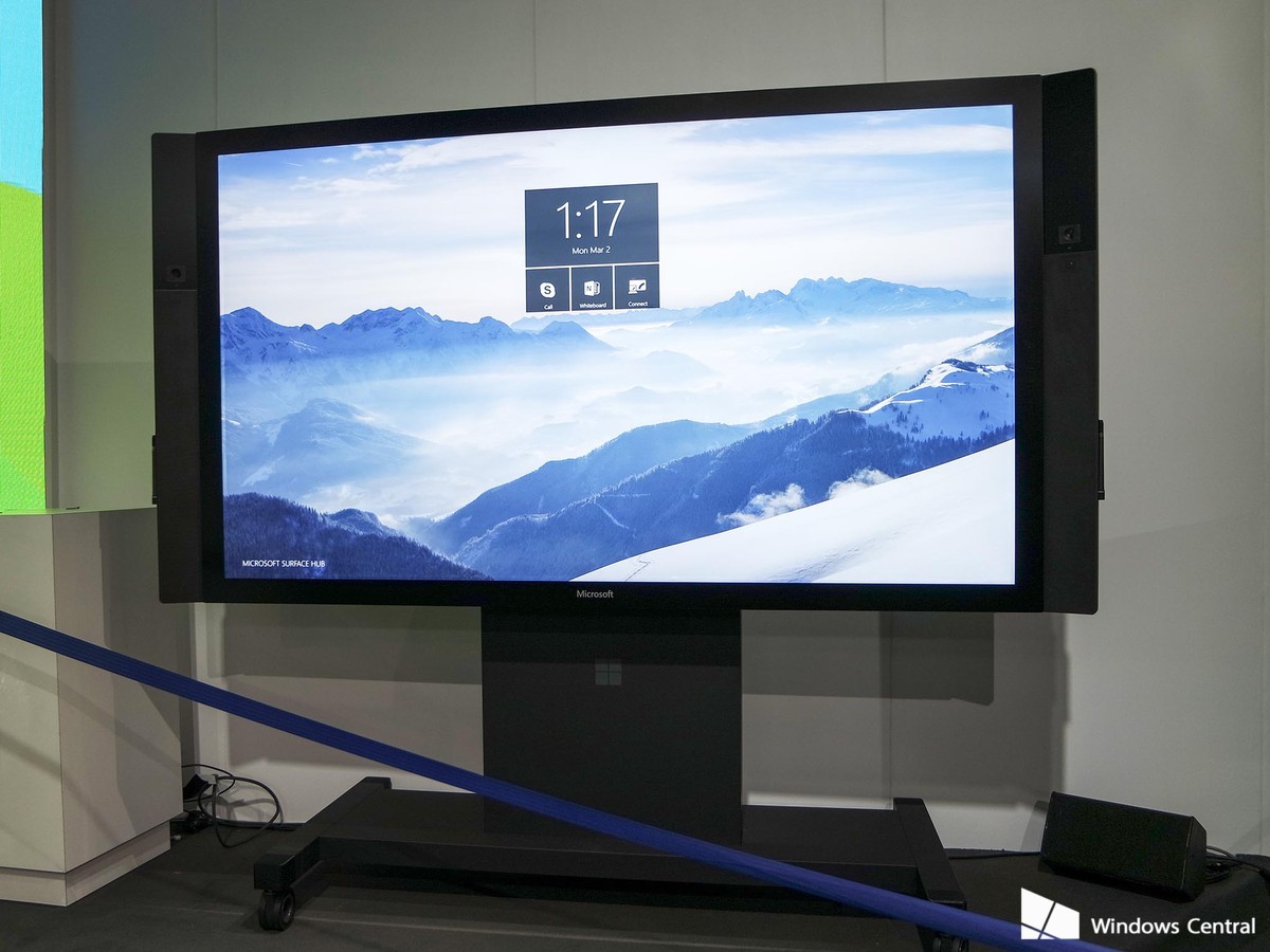 Microsoft Tiếp Tục Trì Hoãn Ngày Phát Hành Surface Hub, Giá Tăng Thêm 2000 USD