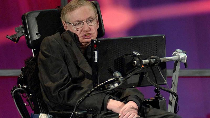 Stephen Hawking Đã Đến Lúc Con Người Rời Khỏi Trái Đất